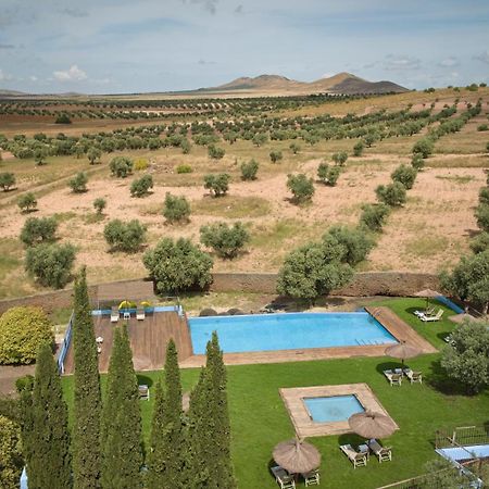 Hotel Spa Villa Nazules Chueca Zewnętrze zdjęcie